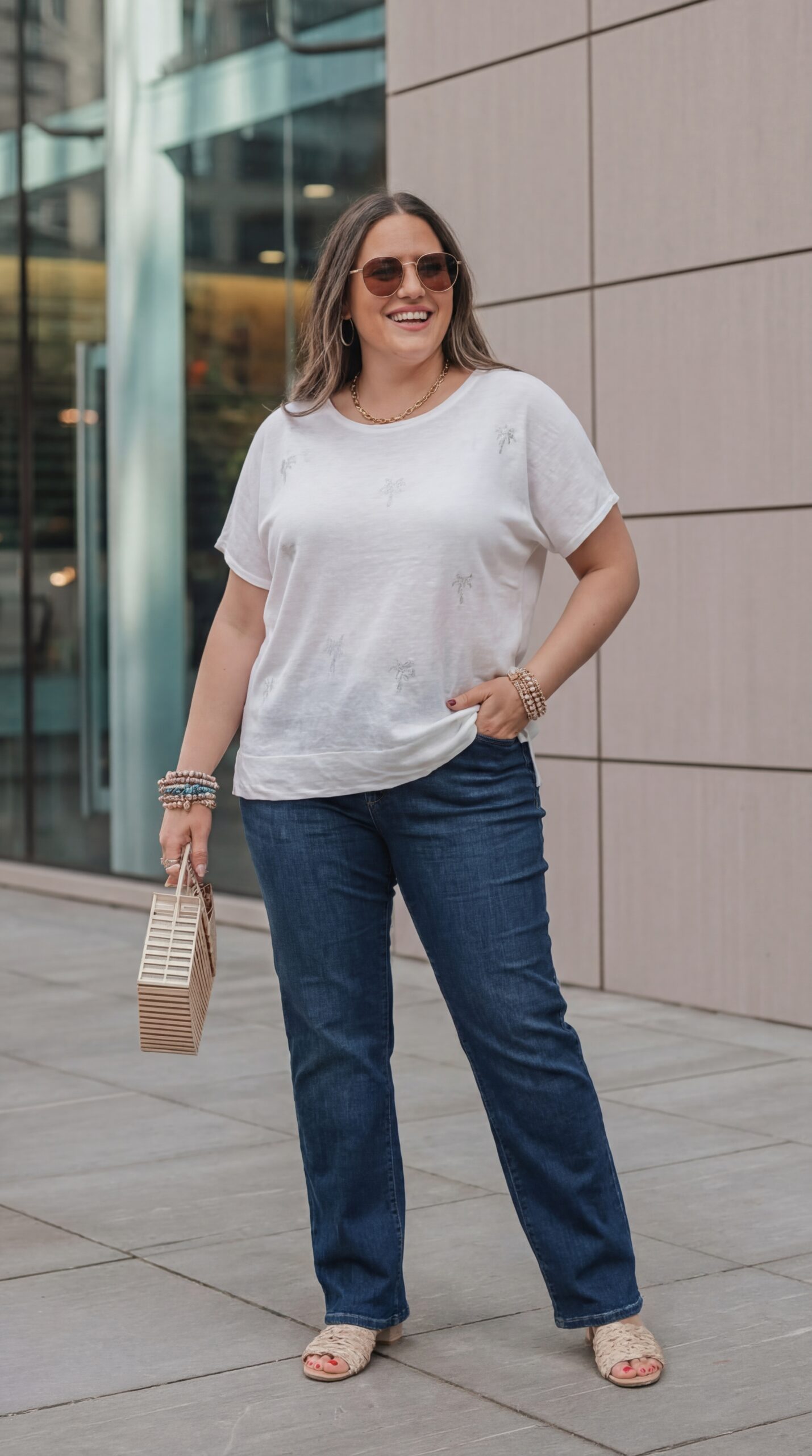 Pull en maille de lin avec encolure en V
